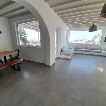 Stunning 4br In Mykonos Ornos (Mykonos)